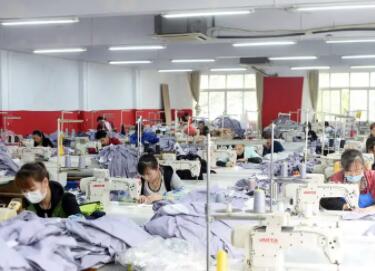 服装厂起名吉祥带财气三个字（精选320个）