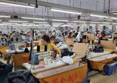 服装厂起名吉祥带财气三个字（精选320个）